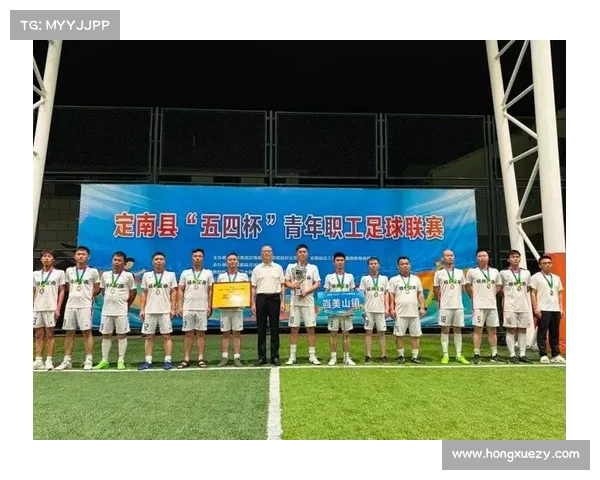 武汉足球赛事激情上演绿茵逐鹿英雄争霸球迷狂欢 武汉足球赛事激情上演绿茵逐鹿英雄争霸球迷狂欢